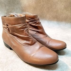 Valley Lane Womens 051557-03 Size 8 WW Brown Leather Ankle Boots Booties